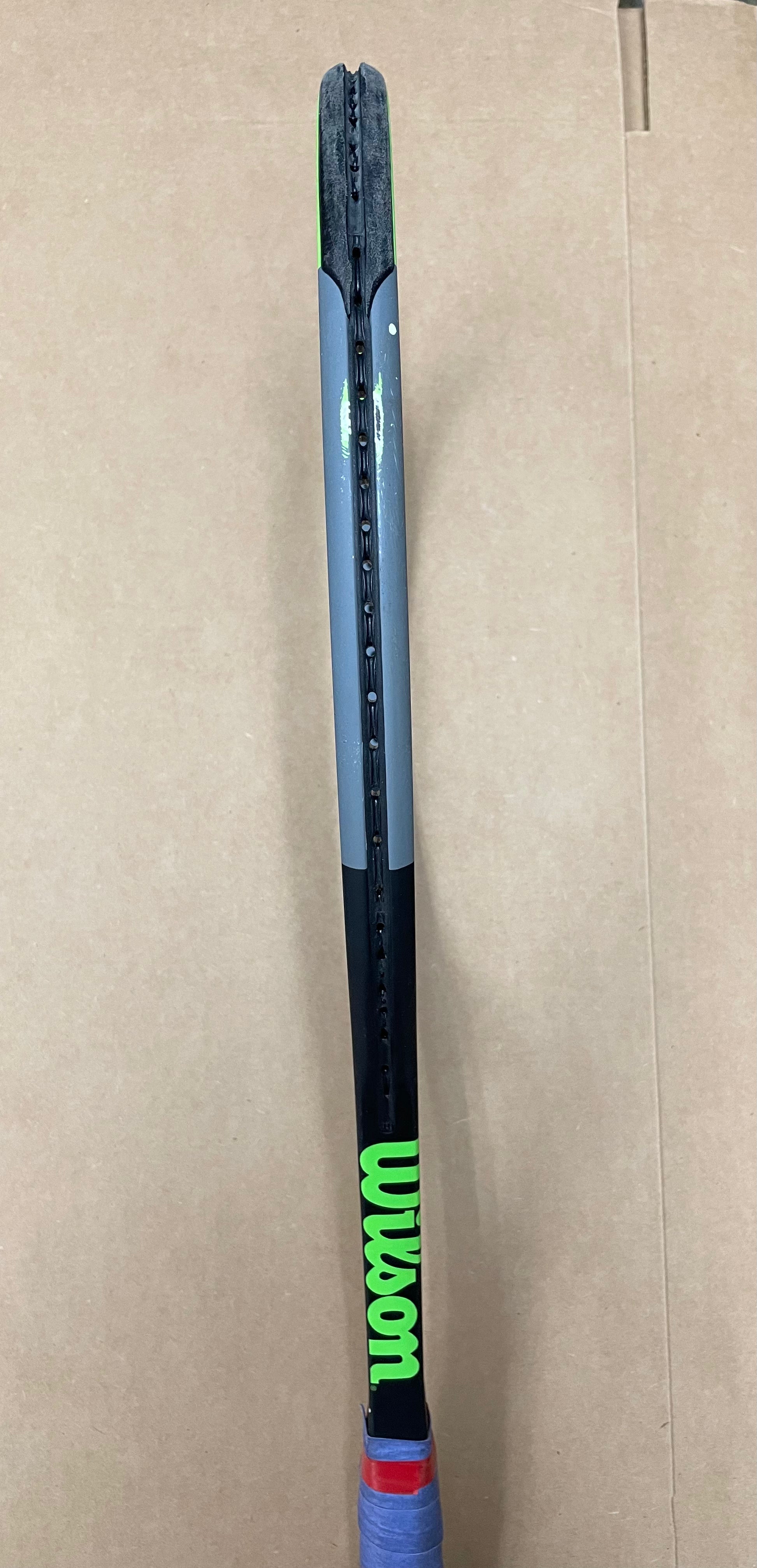 Used - Wilson Blade 98 18x20 v7 (4 3/8")