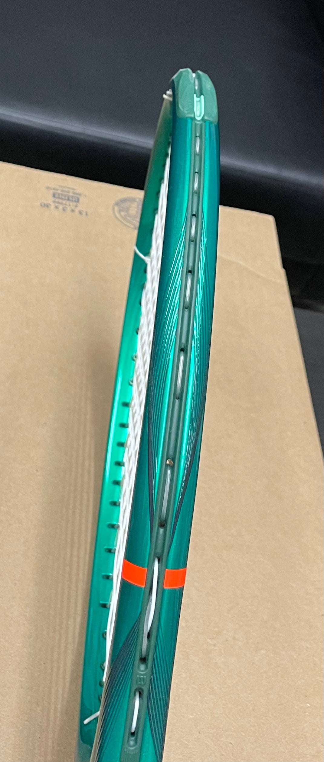 Used - Wilson Blade 104 16x19 v10 (4 3/8")