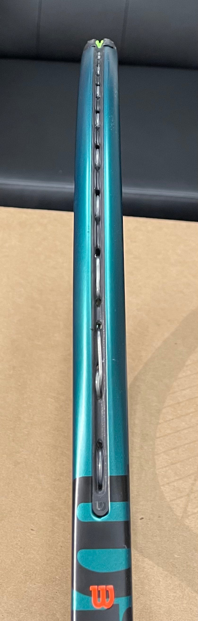 Used - Wilson Blade 100  V9 16x19 4 3/8 (3)
