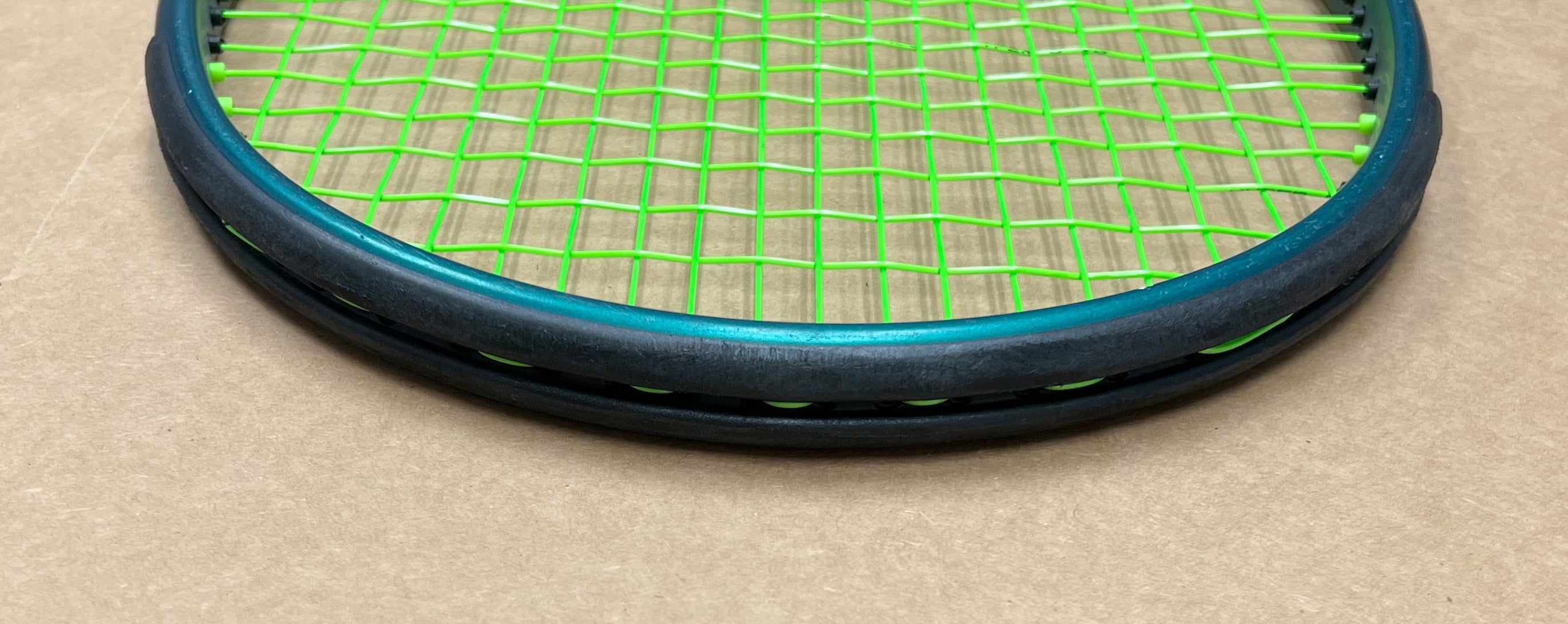 Used - Wilson Blade 98 18x20 v9 (4 1/4")