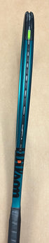 Used - Wilson Blade 104 v9 (4 3/8")